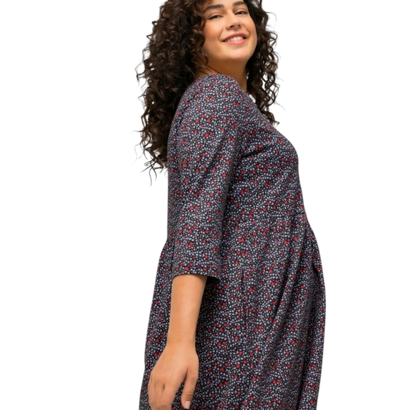 Ulle Popken Navy Red Hearts  Patterned Knit Dress Plus Size NWT Sz  24/26 - Picture 4 of 10